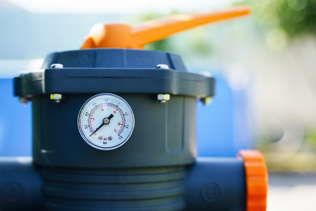 sand filter gauge showing 0 reading